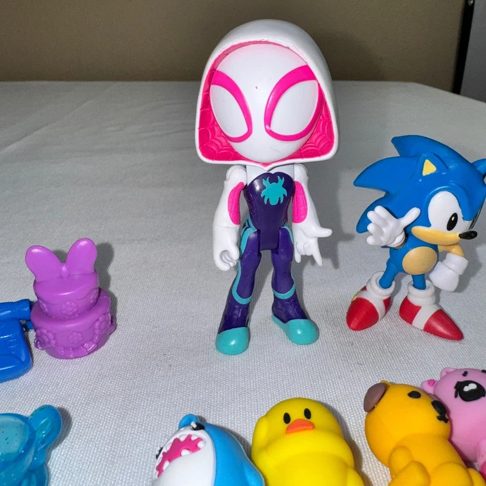 Disney Ghost-Spider Sonic the Hedgehog Mini Figures Pencil Toppers Lot 10pc